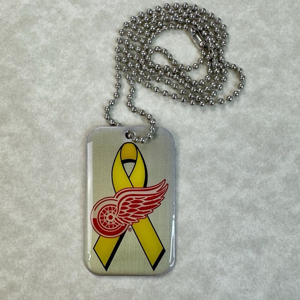 Detroit Red Wings Support Our Troops Dog Tag Keychain Sealed SGA Military Ribbon